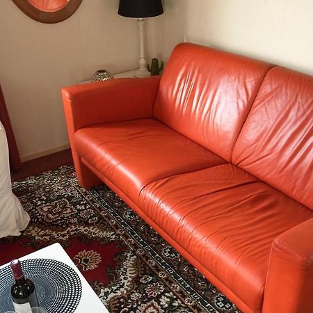 2 Bedroom Awesome Home In Tzummarum 外观 照片